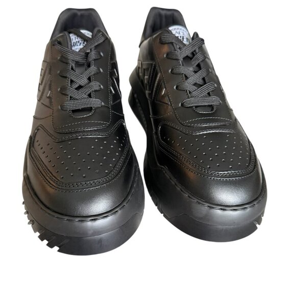 Versace 1008124, Mens Greca Black Leather Low Top Logo Sneakers EU 40, 45.5, 46 - Picture 9 of 13
